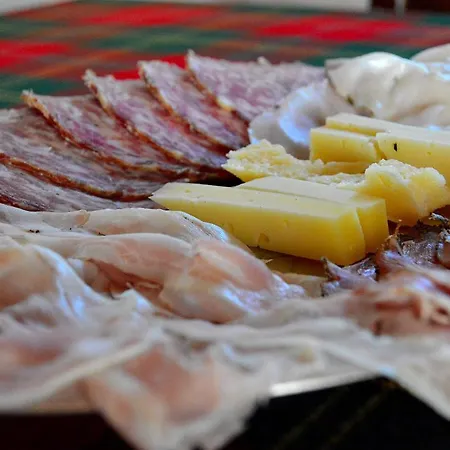 Colle Del Barbarossa Farm stay