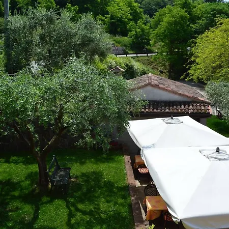 Colle Del Barbarossa Farm stay